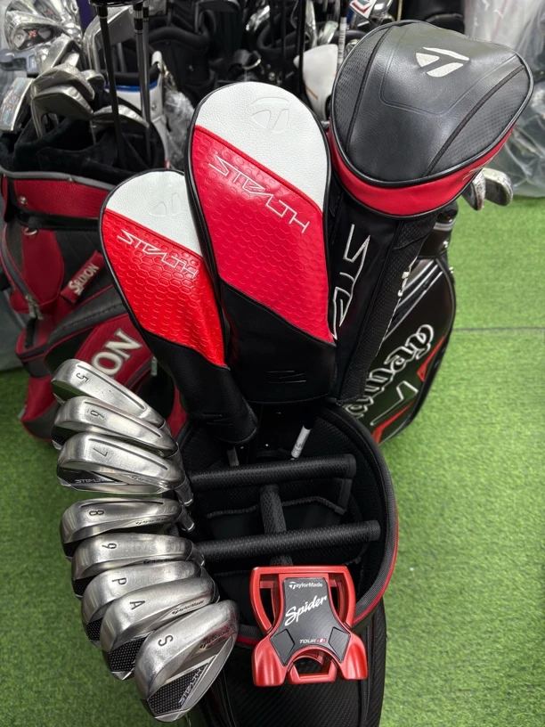 泰勒梅暗影男士高尔夫套杆 3木8铁一推一包 木杆SR