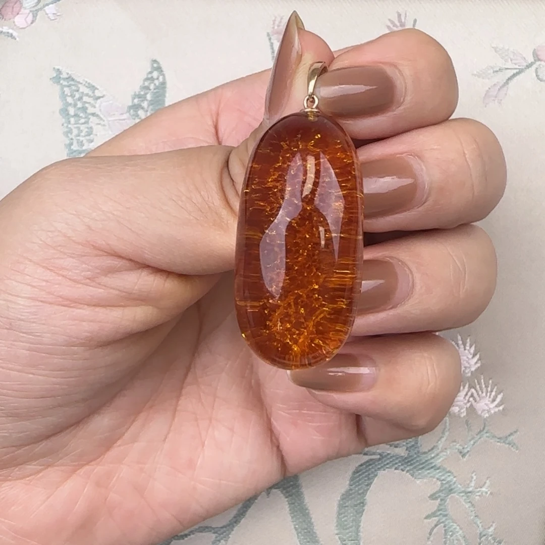 蜜蜡吊坠(不含链)18K金镶嵌