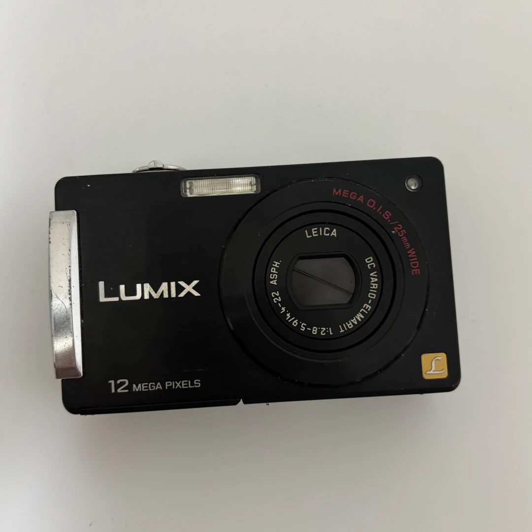 9新 Panasonic/松下 fx580黑色1200w像素带配件
