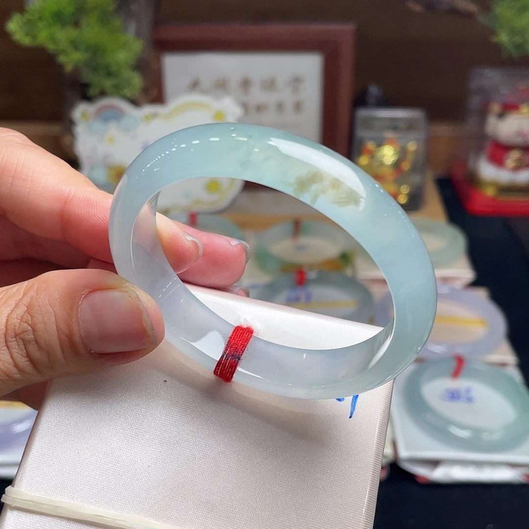 翡翠手镯未镶嵌52.6贵妃