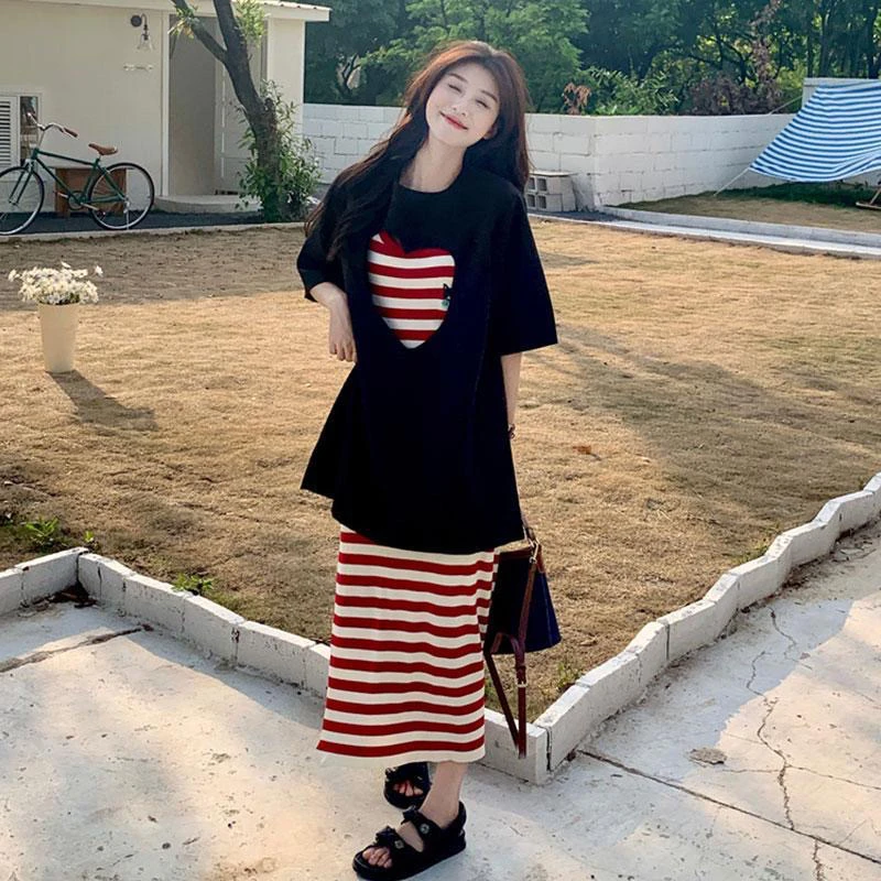 2025新款夏季女盐系穿搭轻熟港风时尚上衣法式针织吊带连衣裙子