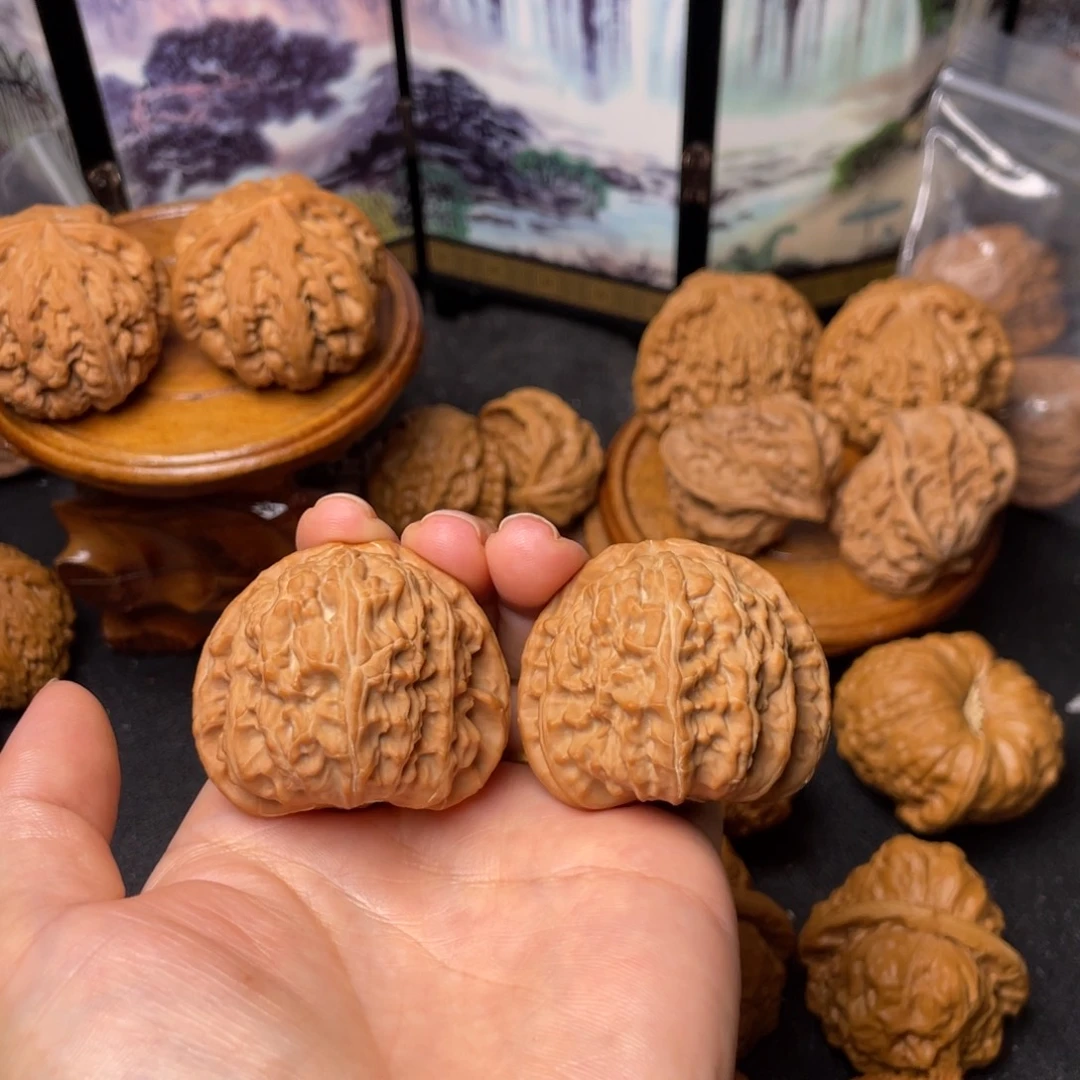 J***ᴹ把件文玩核桃42白狮子