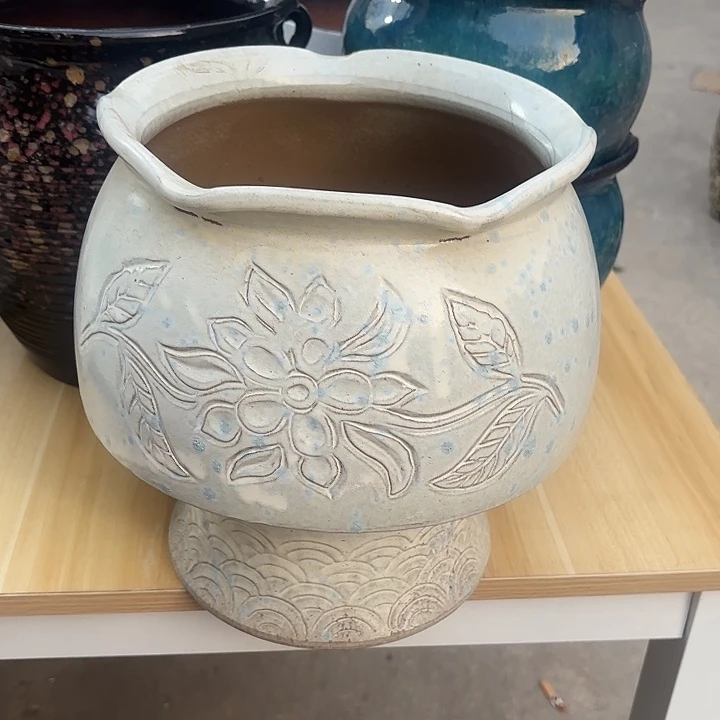 紫砂茶碗白点火锅口径23高度26