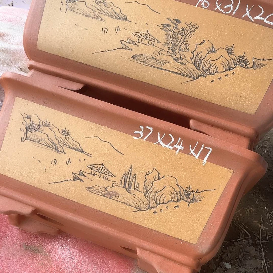 紫砂一组两只马槽