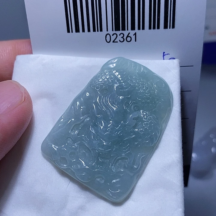 翡翠未镶嵌颈饰天光墟翡翠市场现金代购