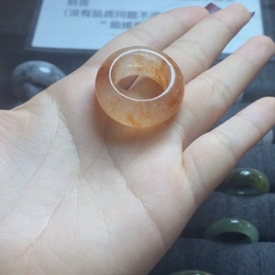 定制翡翠未镶嵌戒指