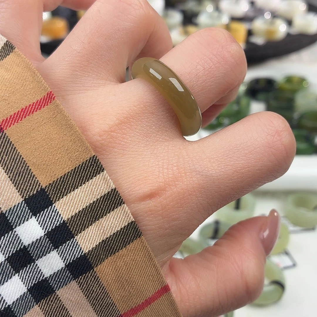 和田玉未镶嵌戒指S121一口糖圆条18.4