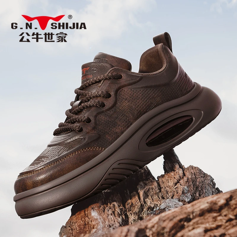 公牛世家夏季男士低帮软底运动鞋2025新款透气懒人男鞋增高休闲鞋