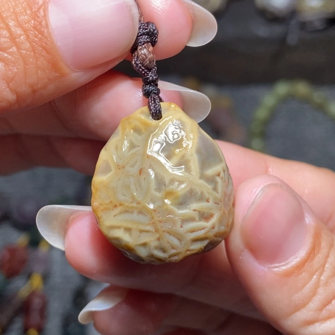 未镶嵌玛瑙/玉髓珠宝半成品