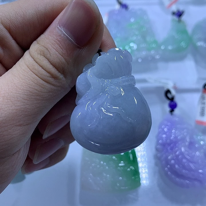 翡翠未镶嵌颈饰天然翡翠A货吊坠