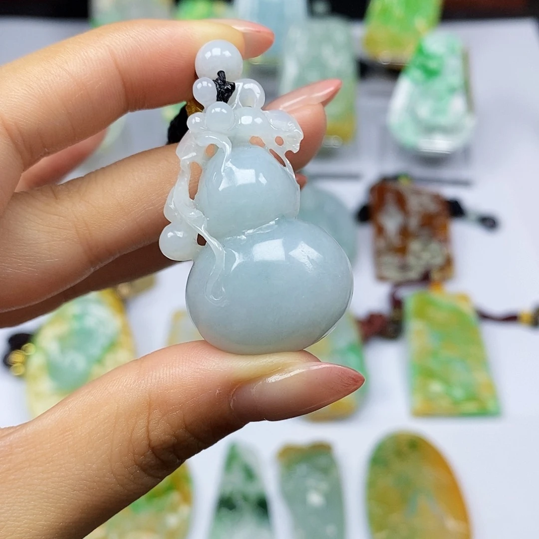 颈饰未镶嵌翡翠天然翡翠A货