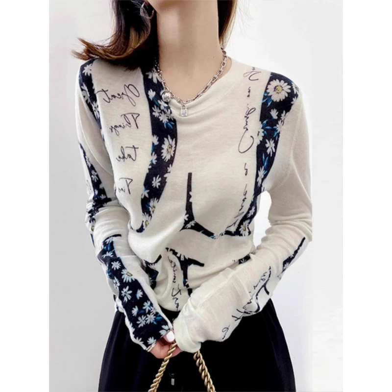 巨好看的创意印花长袖针织衫女早秋穿搭打底内搭薄款修身t恤上衣