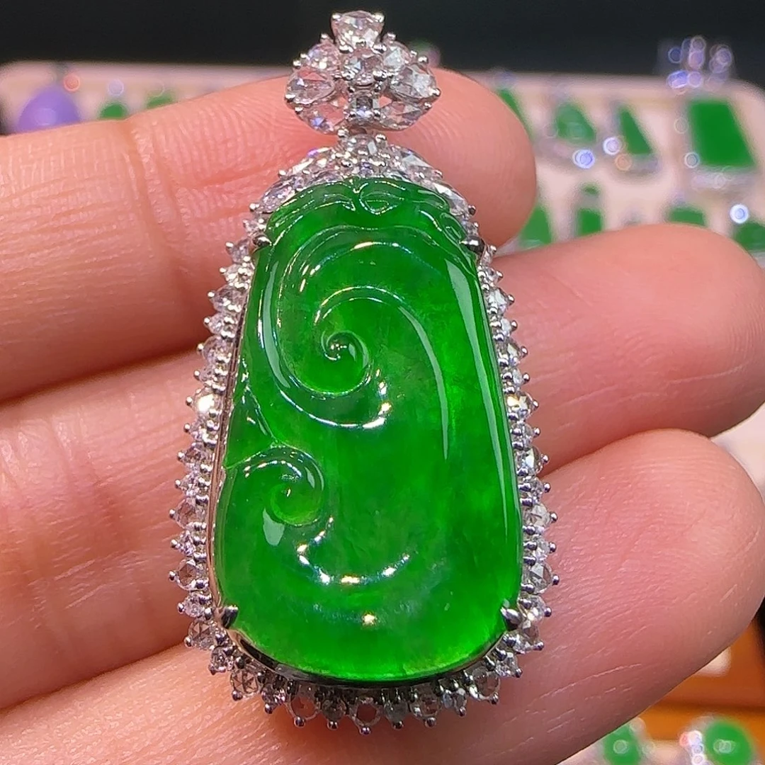 翡翠18K金镶嵌吊坠(不含链)