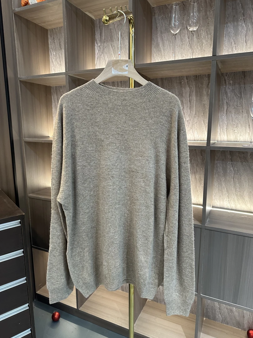 灰色圆领长袖时尚毛衣针织衫Y036