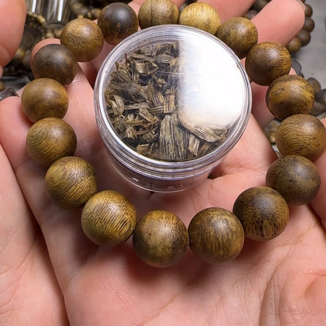 沉香手串老料乌身单圈13