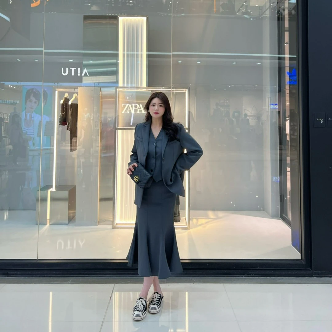 WT483【布鲁克林】三件套马甲+外套+半身鱼尾裙2023春