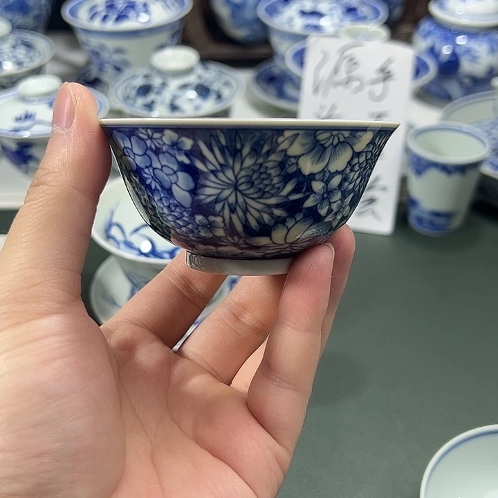 微瑕柴窑蓝底万花薄胎