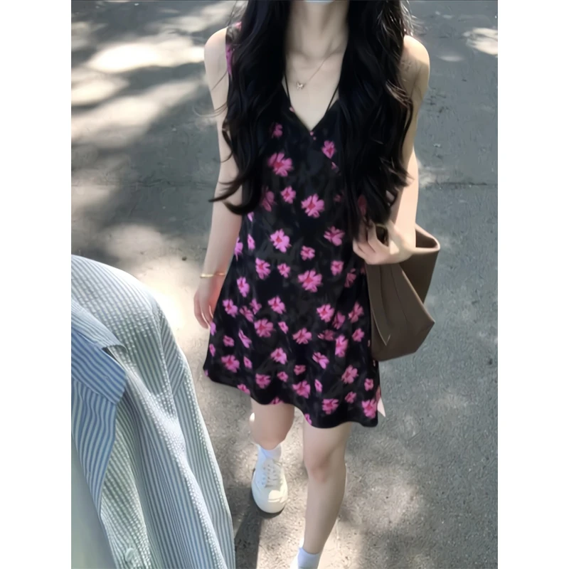 甜辣花朵背心连衣裙V领无袖短裙子上衣微喇牛仔裤高腰喇叭拖地裤