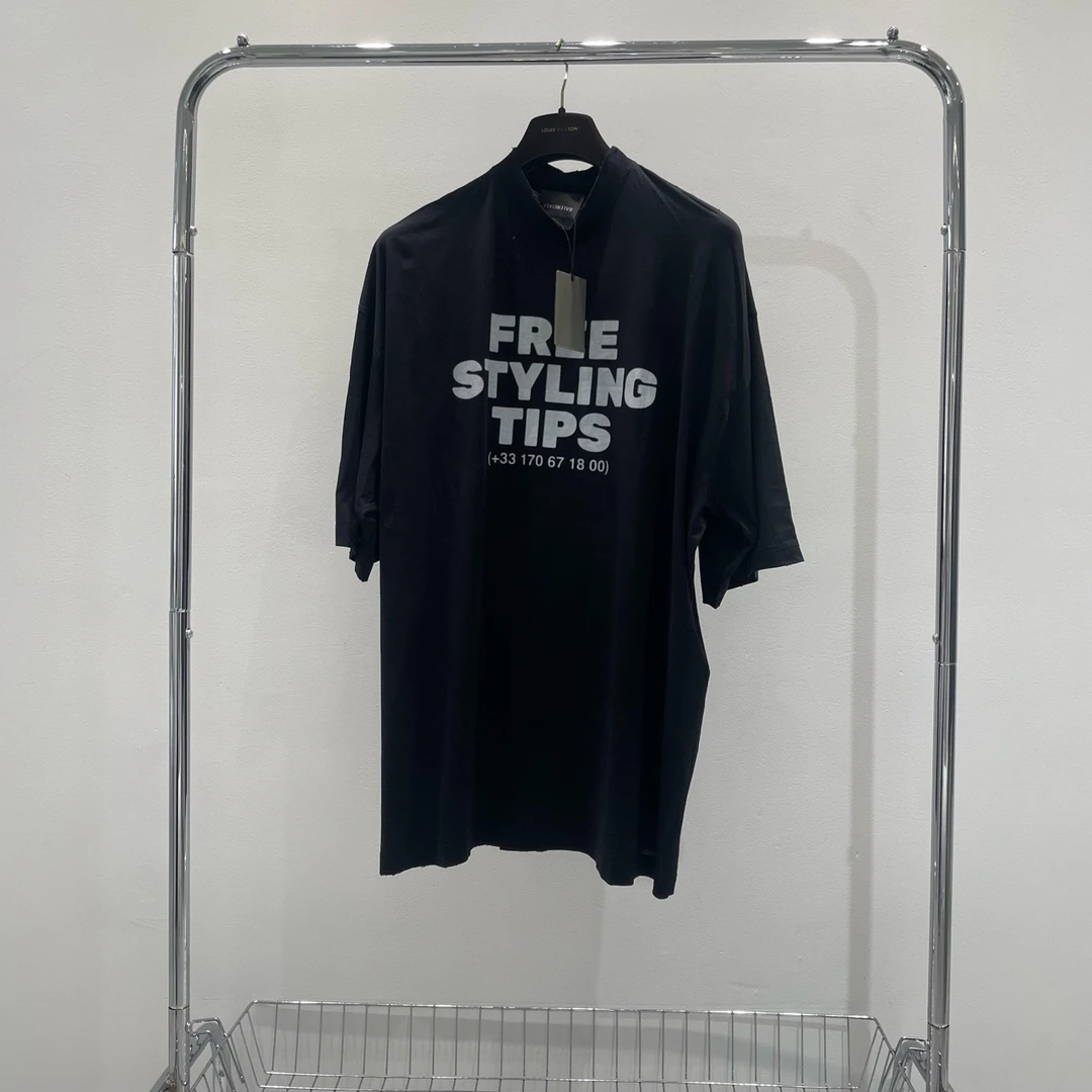 全新未使用 Balenciaga/巴黎世家 黑色印花logo短袖尺码m yy00348