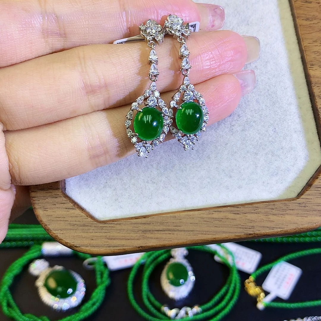 翡翠耳饰银S925镶嵌天然翡翠耳钉