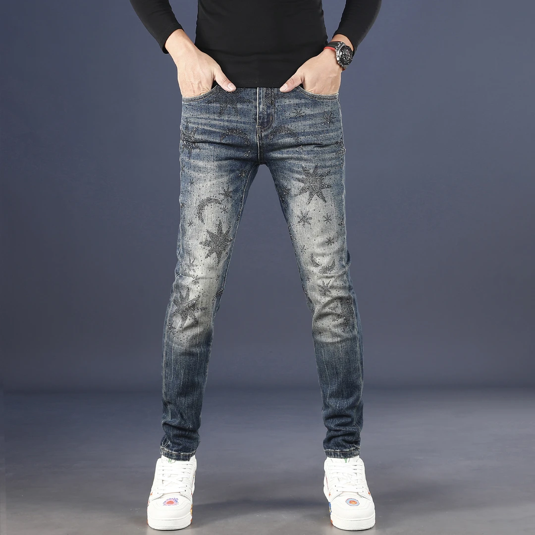 欧货潮牌烫钻牛仔裤男款爆款2025新款秋冬款修身小脚弹力显瘦裤子