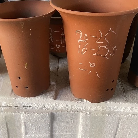 紫砂中国宜兴紫砂花盆，