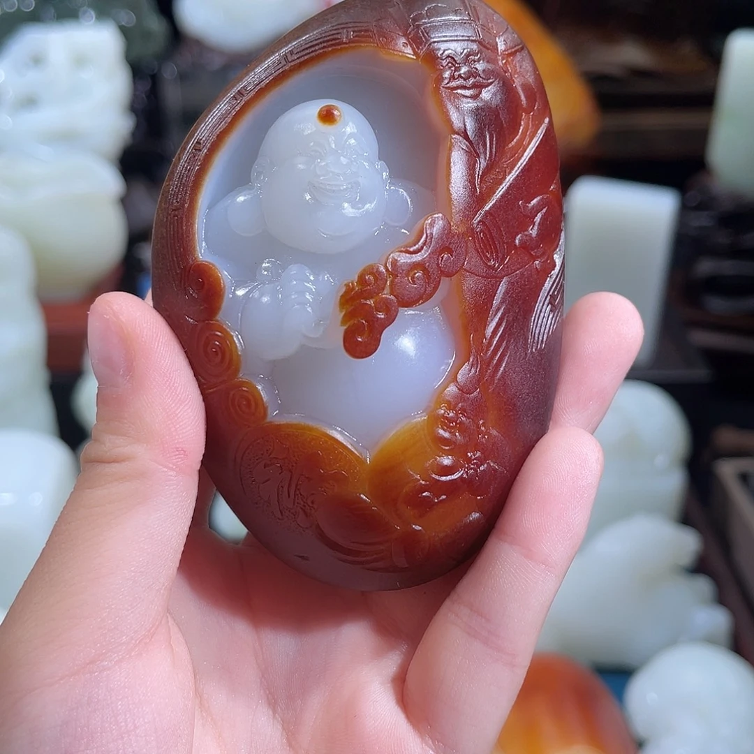 颈饰未镶嵌和田玉（糖玉）