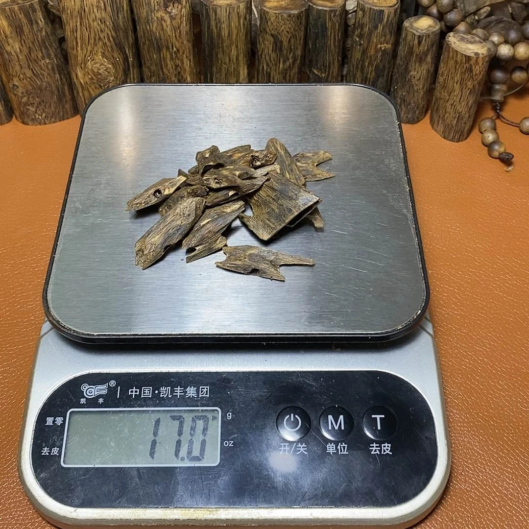 沉香沉香碎屑小*千里香块料料16克