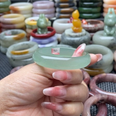 合金手镯石英岩玉