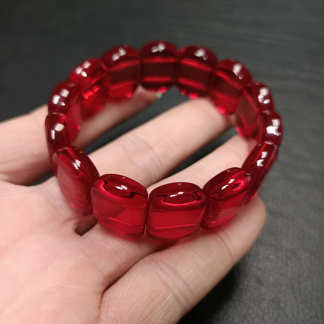 B  790 酒红石榴手牌