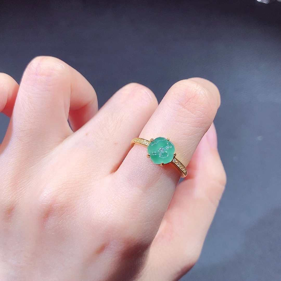 翡翠戒指未镶嵌翡翠