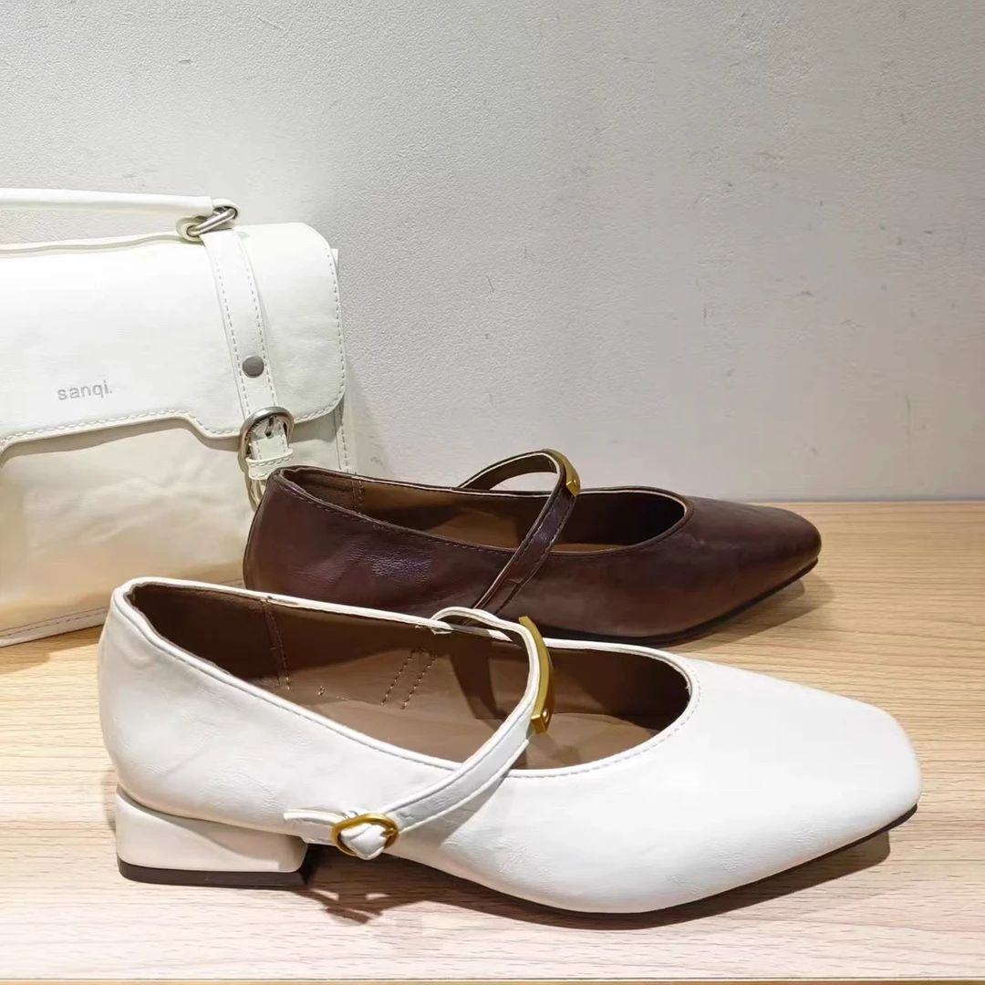 5181时尚百搭休闲薄底方跟超软优雅小单鞋2518-1