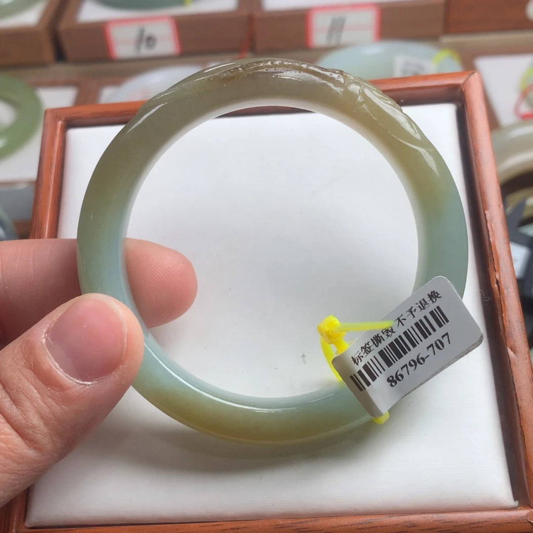 和田玉手镯未镶嵌54.7