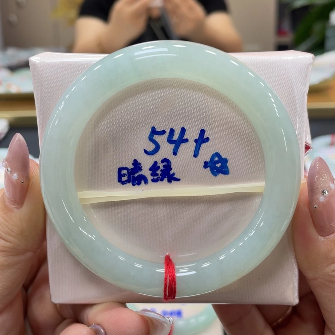 未镶嵌手镯翡翠翡翠