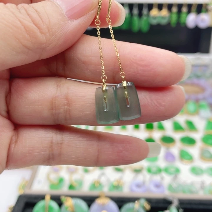 翡翠18K金镶嵌耳饰