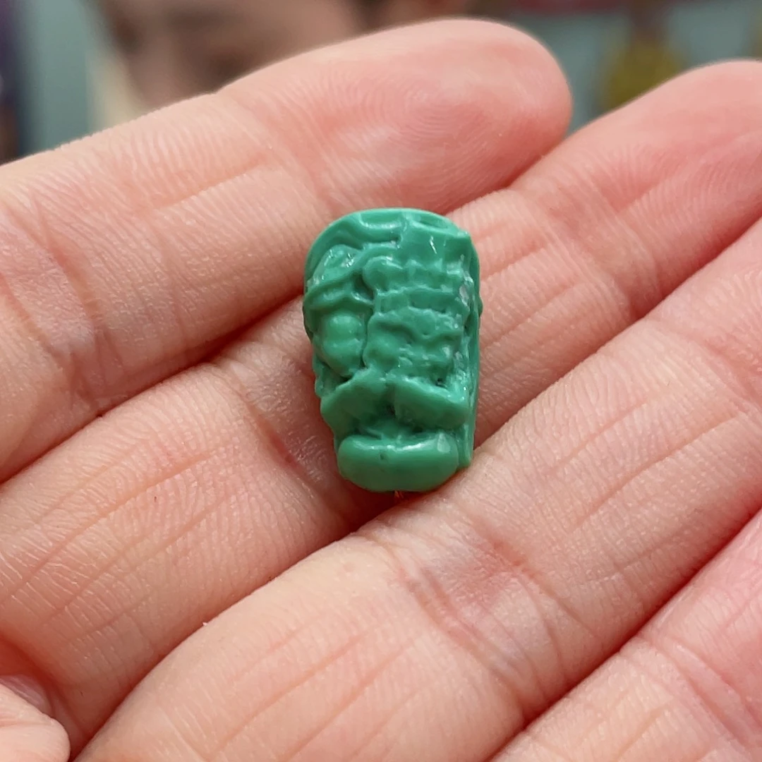 绿松石颈饰未镶嵌