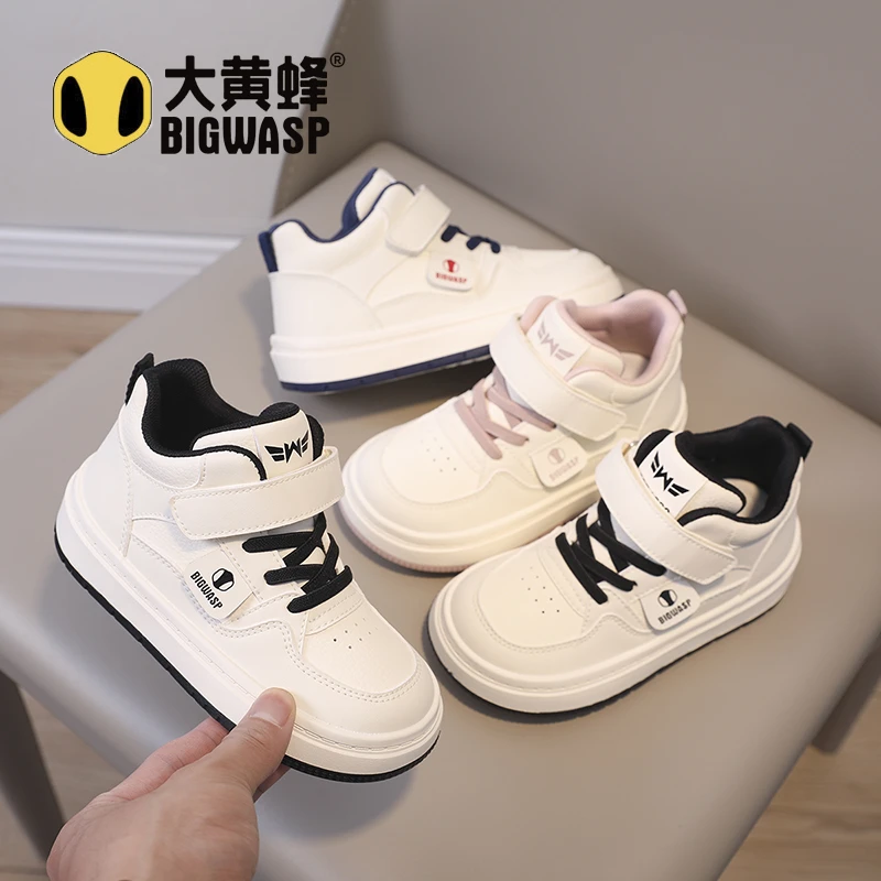 大黄蜂儿童中高帮板鞋2025秋季新款软底男女童鞋子运动休闲童鞋潮
