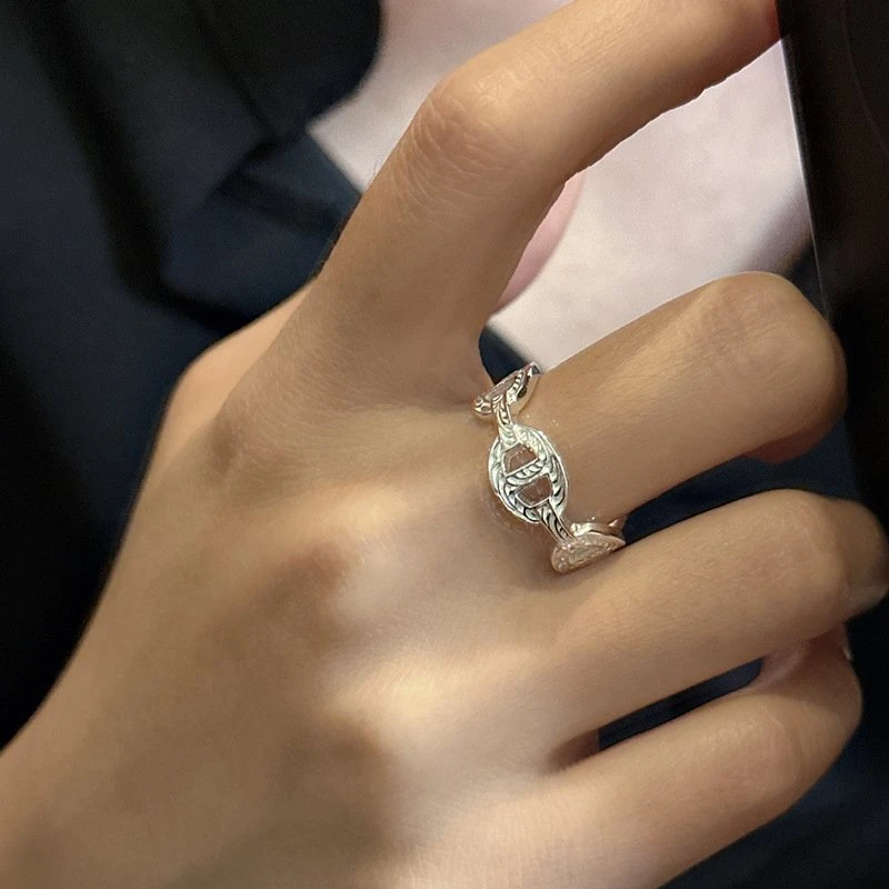 925银戒指 猪鼻子唐草纹开口戒指韩版ins高级轻奢精致指环J269
