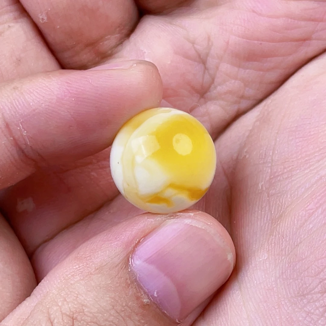 琥珀珠宝奇石未镶嵌葩*