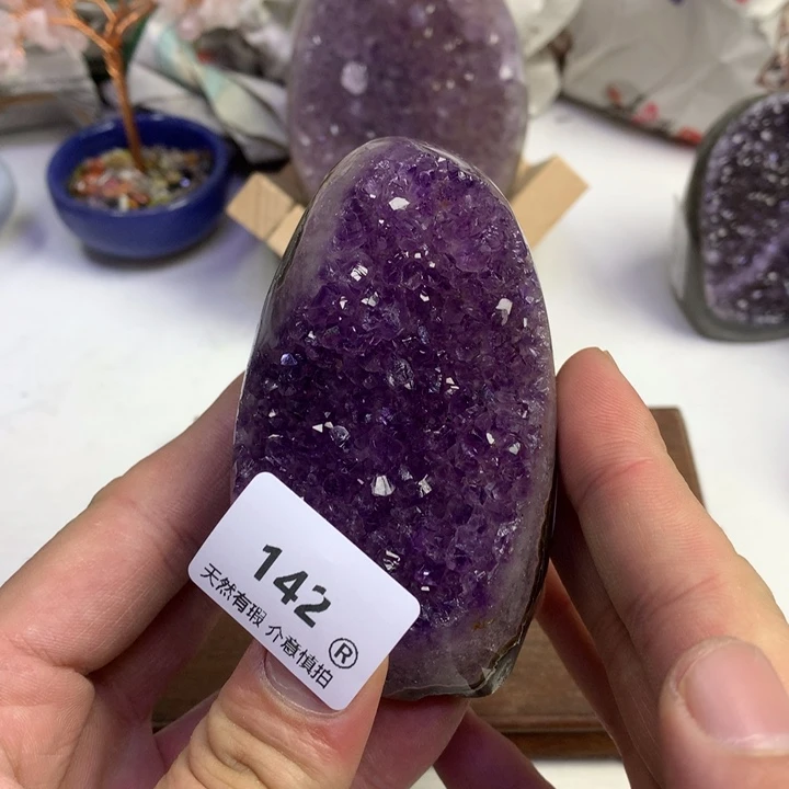 紫晶大型摆件(非配饰)未镶嵌