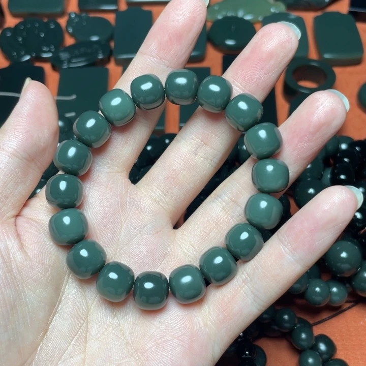 和田玉（青玉）未镶嵌颈饰