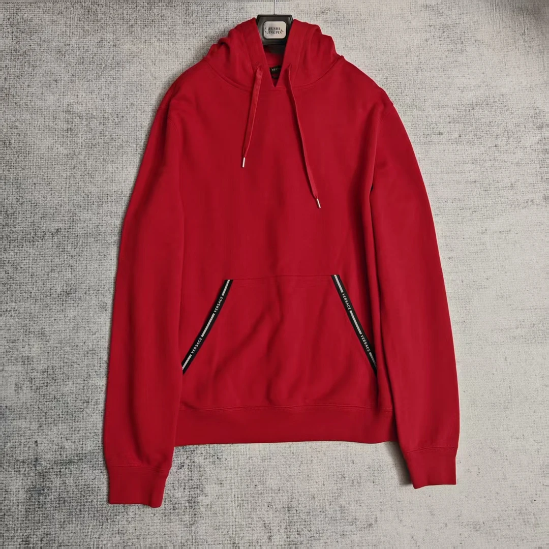99新 VERSACE/范思哲 红色串标连帽休闲卫衣/L码/99新