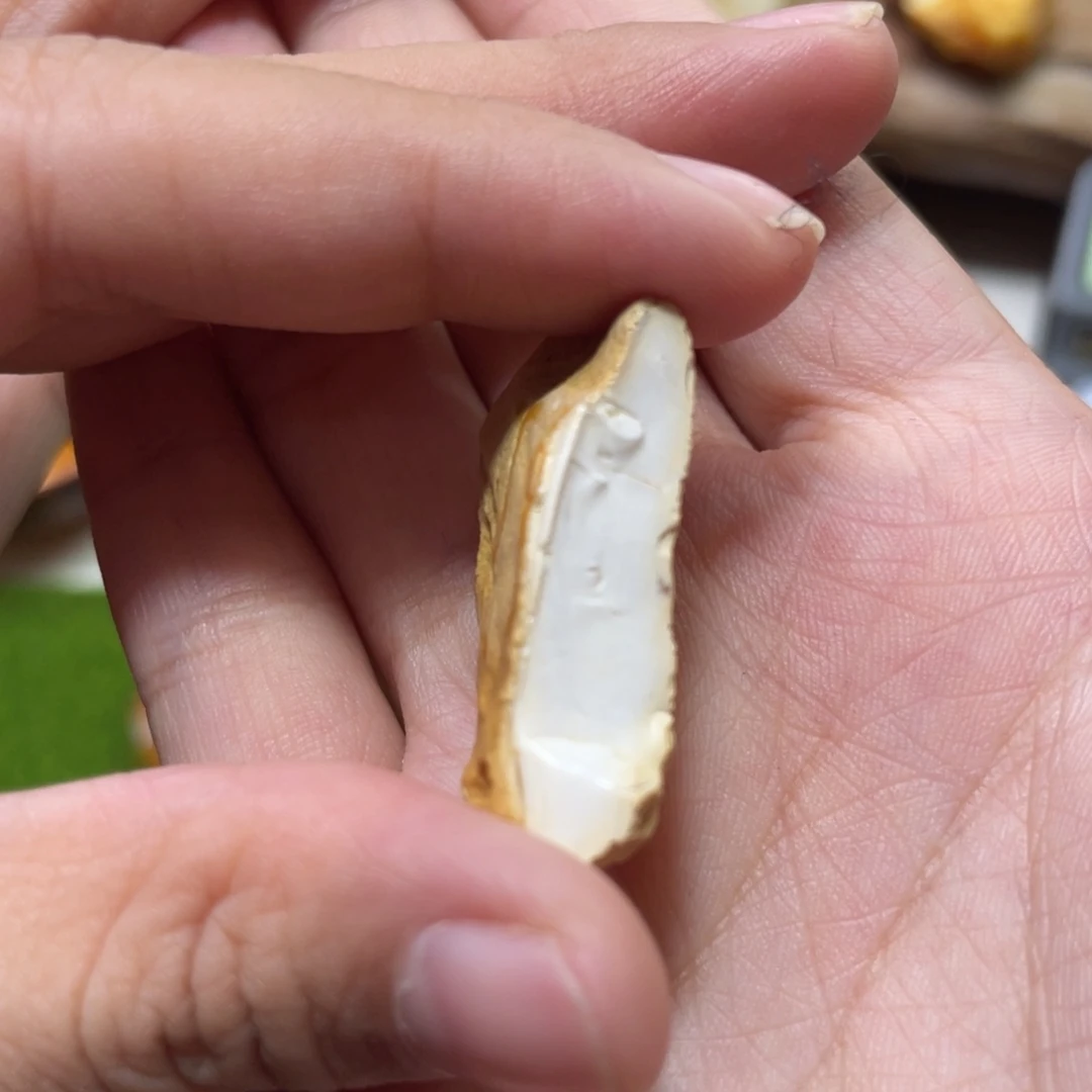 定制琥珀天然原矿