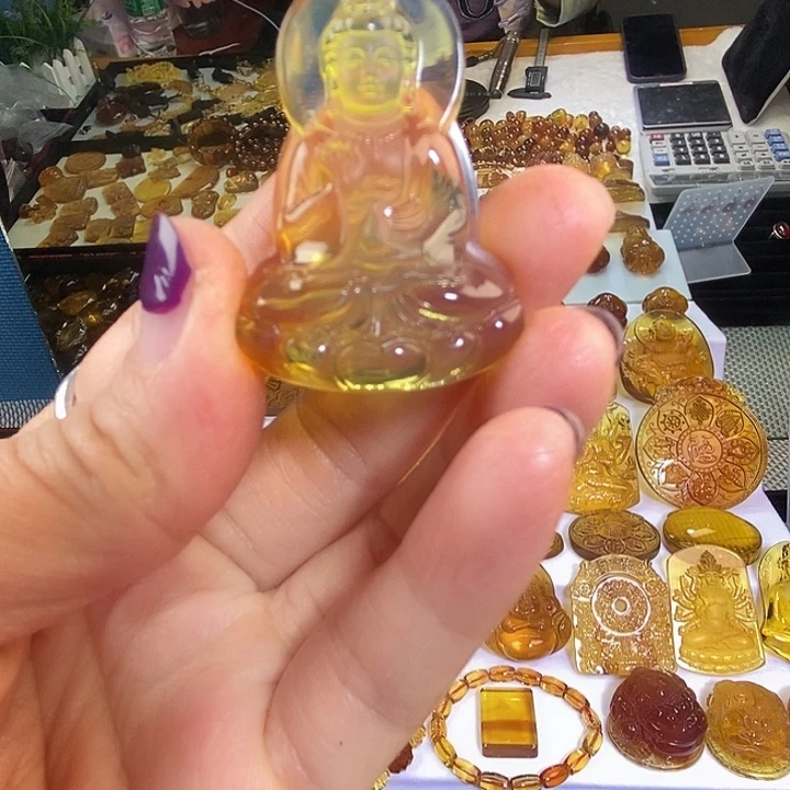 琥珀未镶嵌吊坠(不含链)天然缅甸琥珀金珀观音