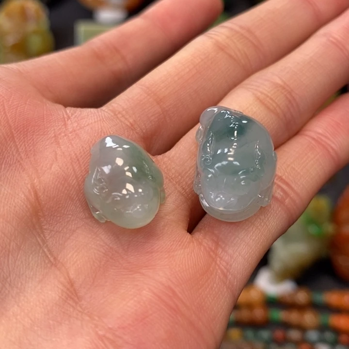 翡翠未镶嵌颈饰缅甸天然翡翠A货