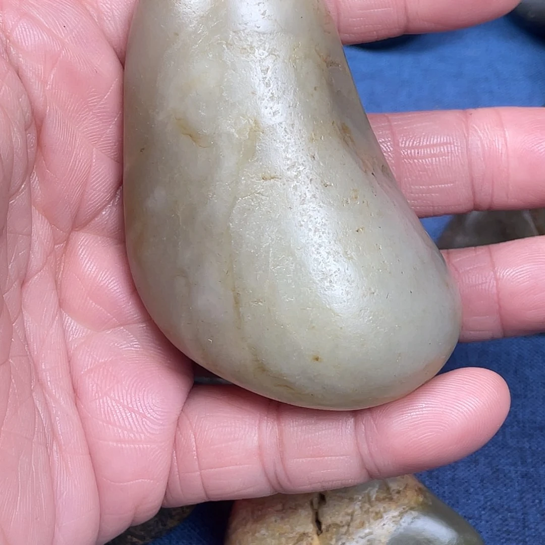 和田玉珠宝奇石未镶嵌一**?