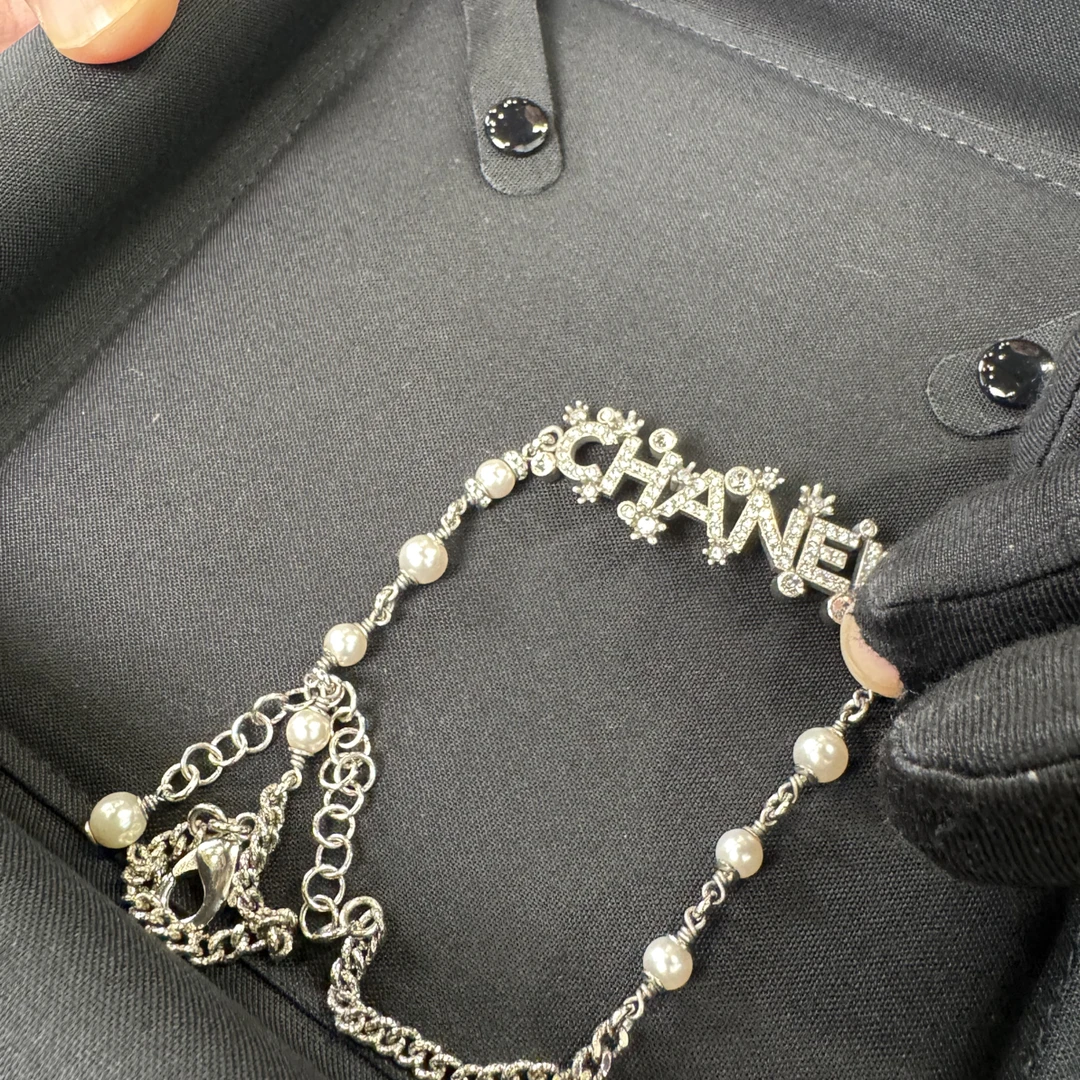 99新 Chanel/香奈儿 chanel满钻琉璃珠项链