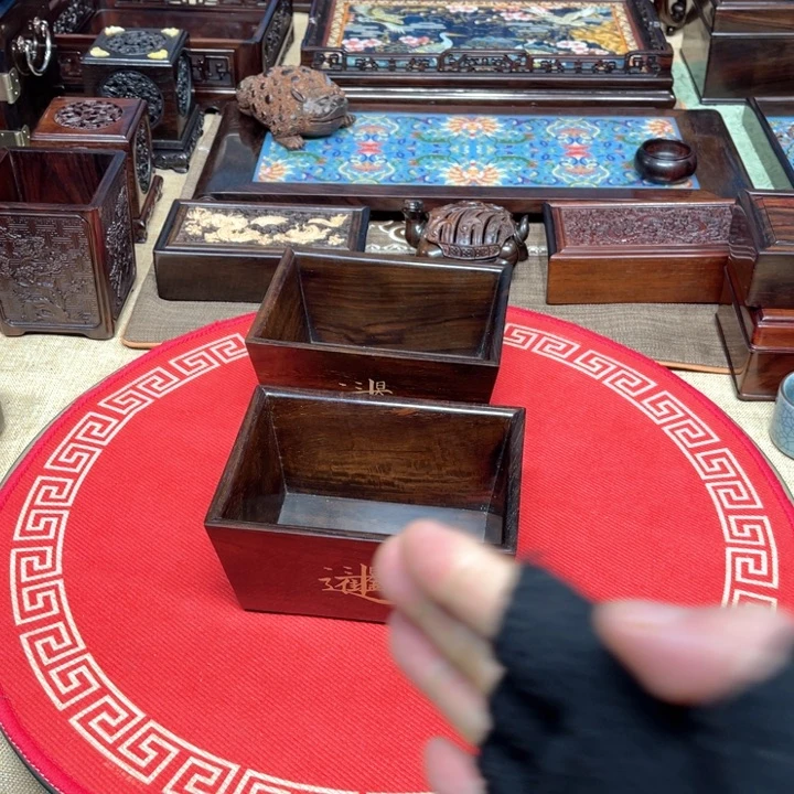 紫檀木类成套家具