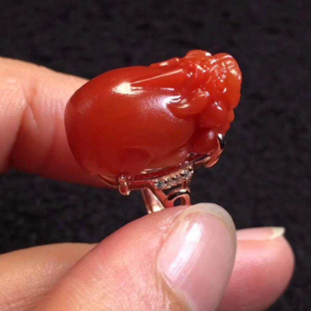 天然保山南红貔貅戒指S925银镶嵌玉化料饱满圆润辣椒红