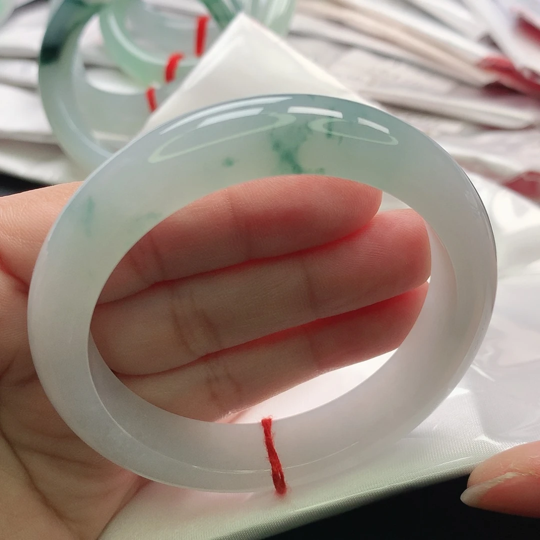 翡翠未镶嵌手镯缅甸55.56